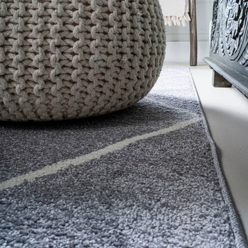 Cole Minimalist Diamond Trellis Area Rug